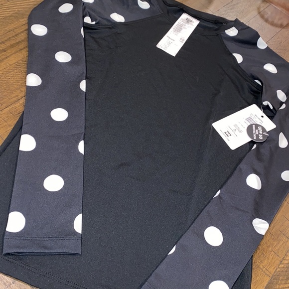 🔥Billabong women’s true that polka dot rash guard - Picture 2 of 2